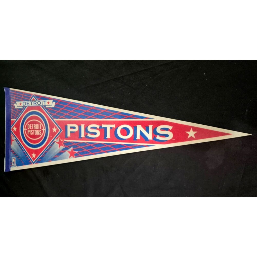 Detroit Pistons NBA Pennant 12" x 30" VTG Wincraft